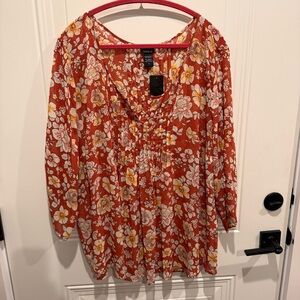 NWT gorgeous rust floral semi sheer top Torrid 3X
